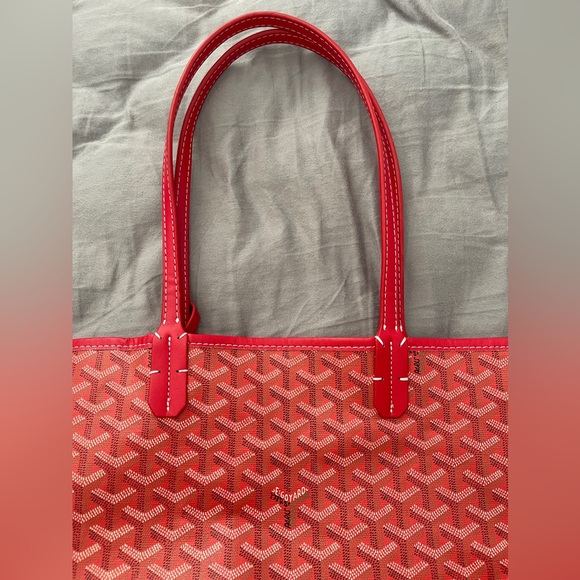 Inspired Red Tote - Picture 4 of 9